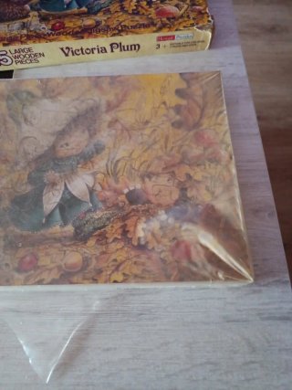 Puzzle Victoria Plum 25 Piezas Madera Años 80