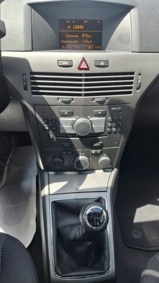 Opel Astra GTC 1.8 16v Sport