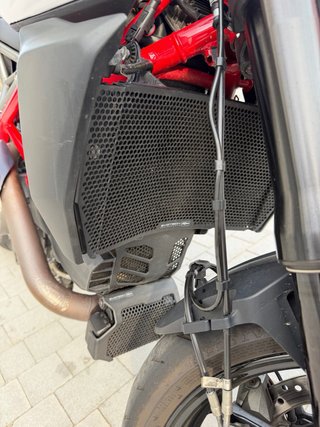 Ducati Hypermotard 950