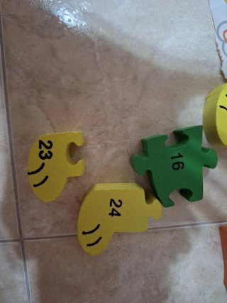 Puzzle Madera, León con Letras y Números.