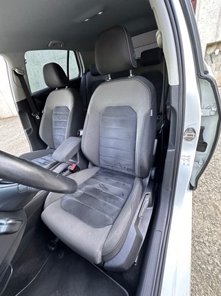 Volkswagen Golf Rline