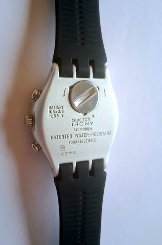 Reloj Swatch Irony Cronógrafo Aluminio Negro/Plata