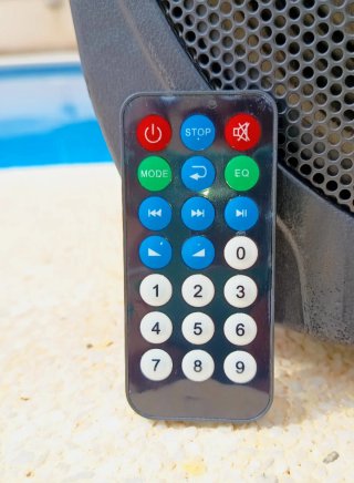 Altavoz autoamplificado MARK con bluetooth