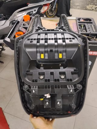 Asiento Confort Shad TMAX