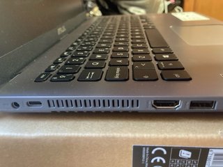 Portátil ASUS Negro/Beige