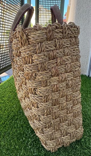 Capazo artesanal fibras naturales hecho a mano