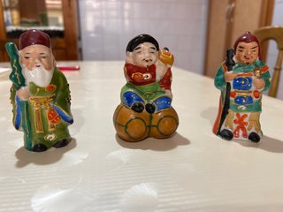 Figuras japonesas de cerámica