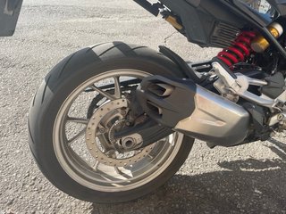 BMW F 900 R Negra/Gris