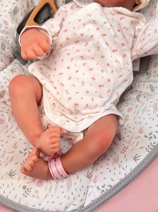 Bebé Reborn, se puede bañar