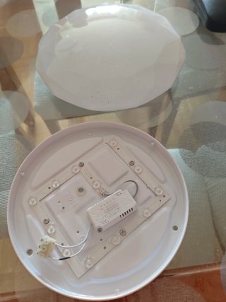 Foco LED forma de Diamante 24W luz blanca.