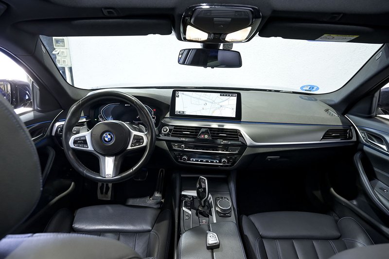 BMW Serie 5 2021, foto 8
