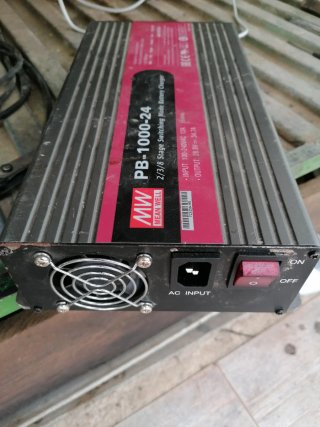 Cargador Baterías Mean Well PB-1000-24