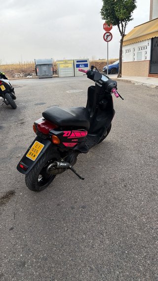 Yamaha Neos