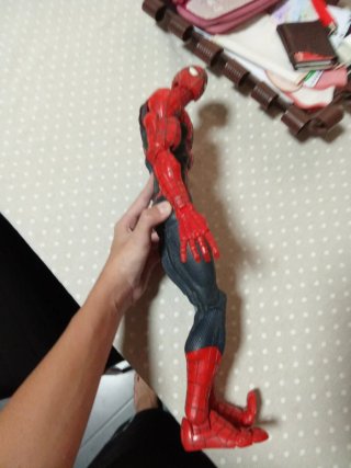 Figura de acción Spiderman articulado.