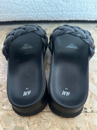 Sandalias H&M negras talla 38
