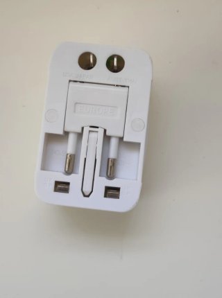 Adaptador Enchufe Universal Viaje