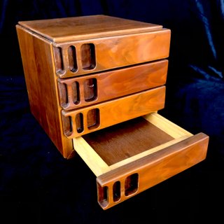 Antigua Cajonera escritorio vintage madera