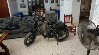 Bicicleta Eléctrica con Pantalla SAMEBIKE