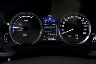 Lexus IS 2.5 300h ECO