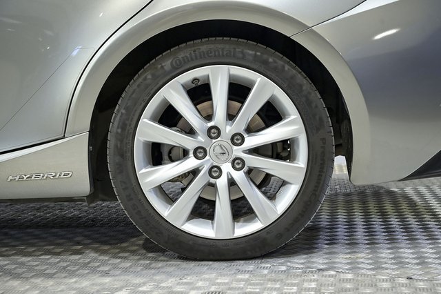 Lexus IS 2.5 300h ECO