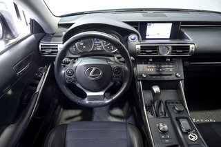 Lexus IS 2.5 300h ECO