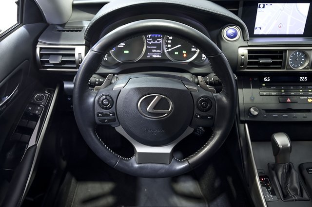 Lexus IS 2.5 300h ECO