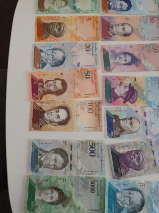 21 Banconote Venezuela Non Circolanti