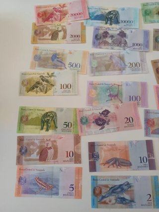 21 Banconote Venezuela Non Circolanti