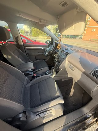 Volkswagen Touran 2011