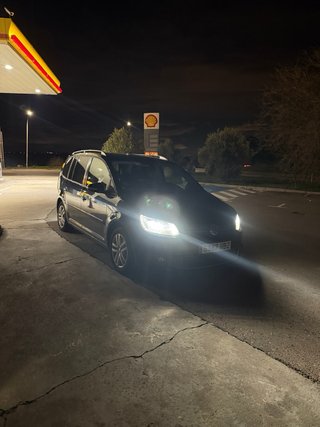 Volkswagen Touran 2011