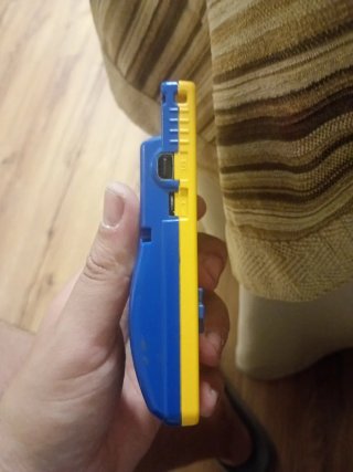 Game Boy Color Edición Limitada Pikachu