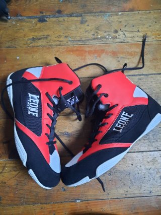 Botas de Boxeo Leone Rojas y Negras