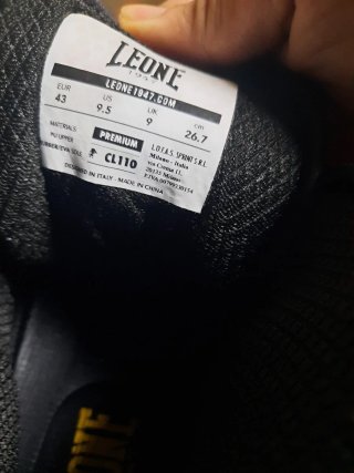 Botas de Boxeo Leone Rojas y Negras