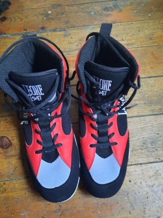 Botas de Boxeo Leone Rojas y Negras