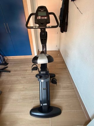 Bicicleta Estática BH Fitness Carbon Bike RS
