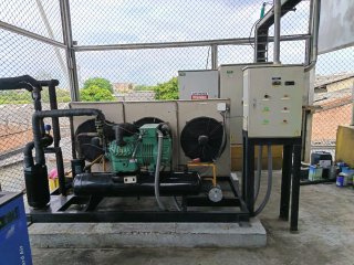 MANITAS: Aires acondicionados y servicio eléctrico