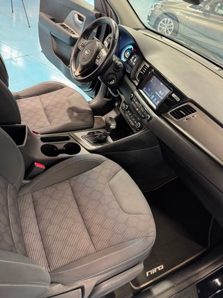 Kia Niro 1.6 GDi Híbrido 104kW (141CV) Concept