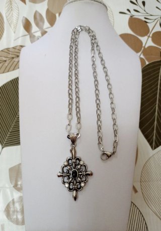 Collana uomo con ciondolo gioiello stile gotico