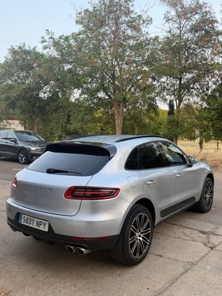 Porsche Macan 2015