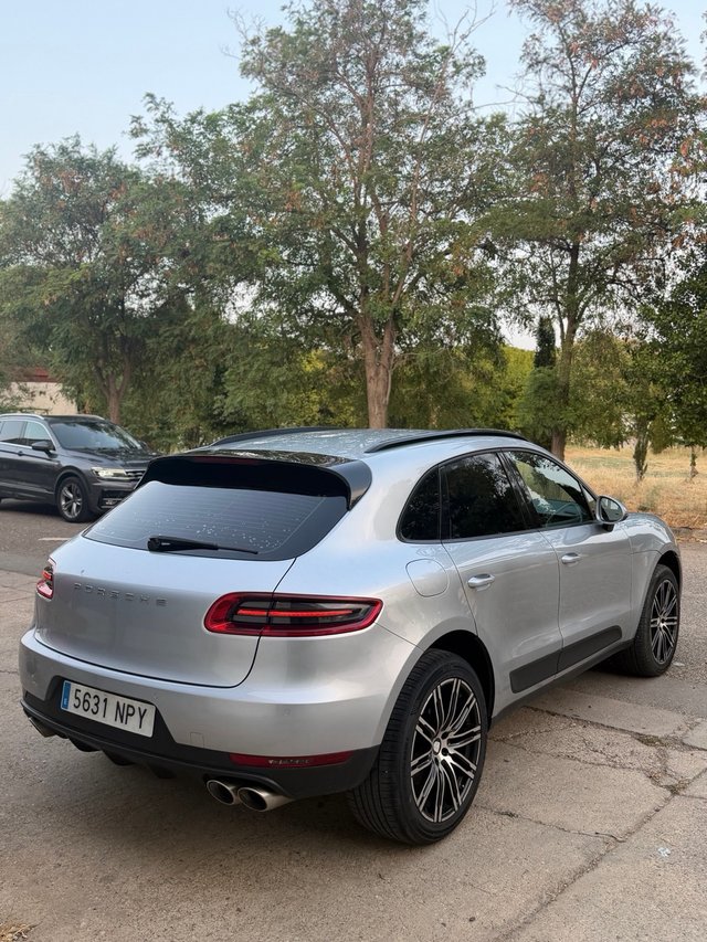 Porsche Macan 2015
