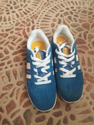 Zapatillas deportivas Tenth azules y amarillas