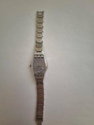 Orologio Swatch con diamanti
