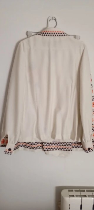 Comjunto de Falda y camisa vintage , hecha a mano