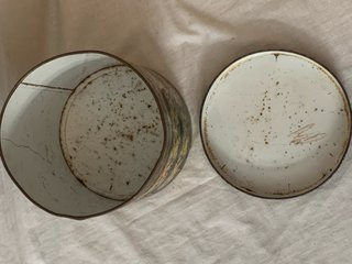 Caja Metálica Cola-Cao Flores Vintage
