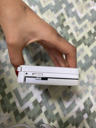 Nintendo 3DS Bianco + Mario 3D Land+ accessori