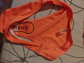 Bikini Coral con Volantes