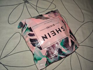 Bikini Coral con Volantes