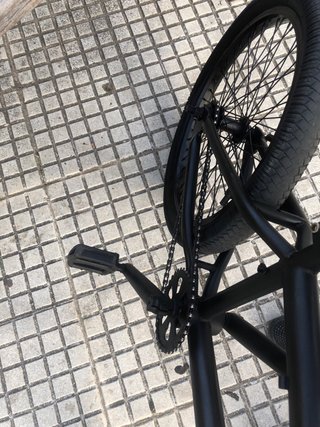 Bicicleta BMX Negra