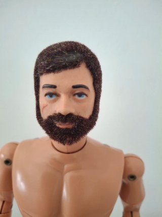 Figura Geyperman buzo con cofre