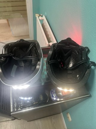 Cascos patín eléctrico con luces